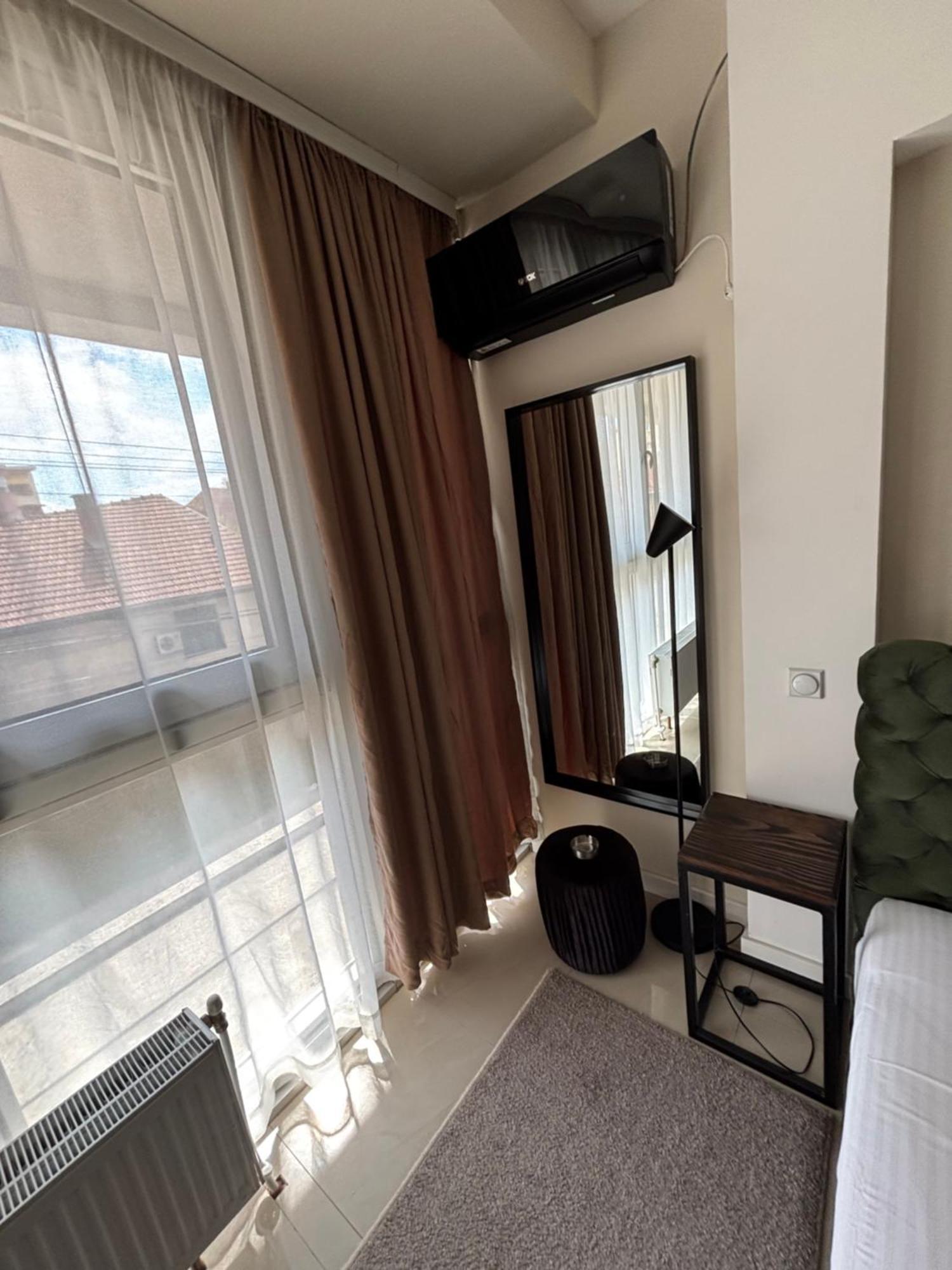 Sweet69Apartments Jp Nisz Zewnętrze zdjęcie