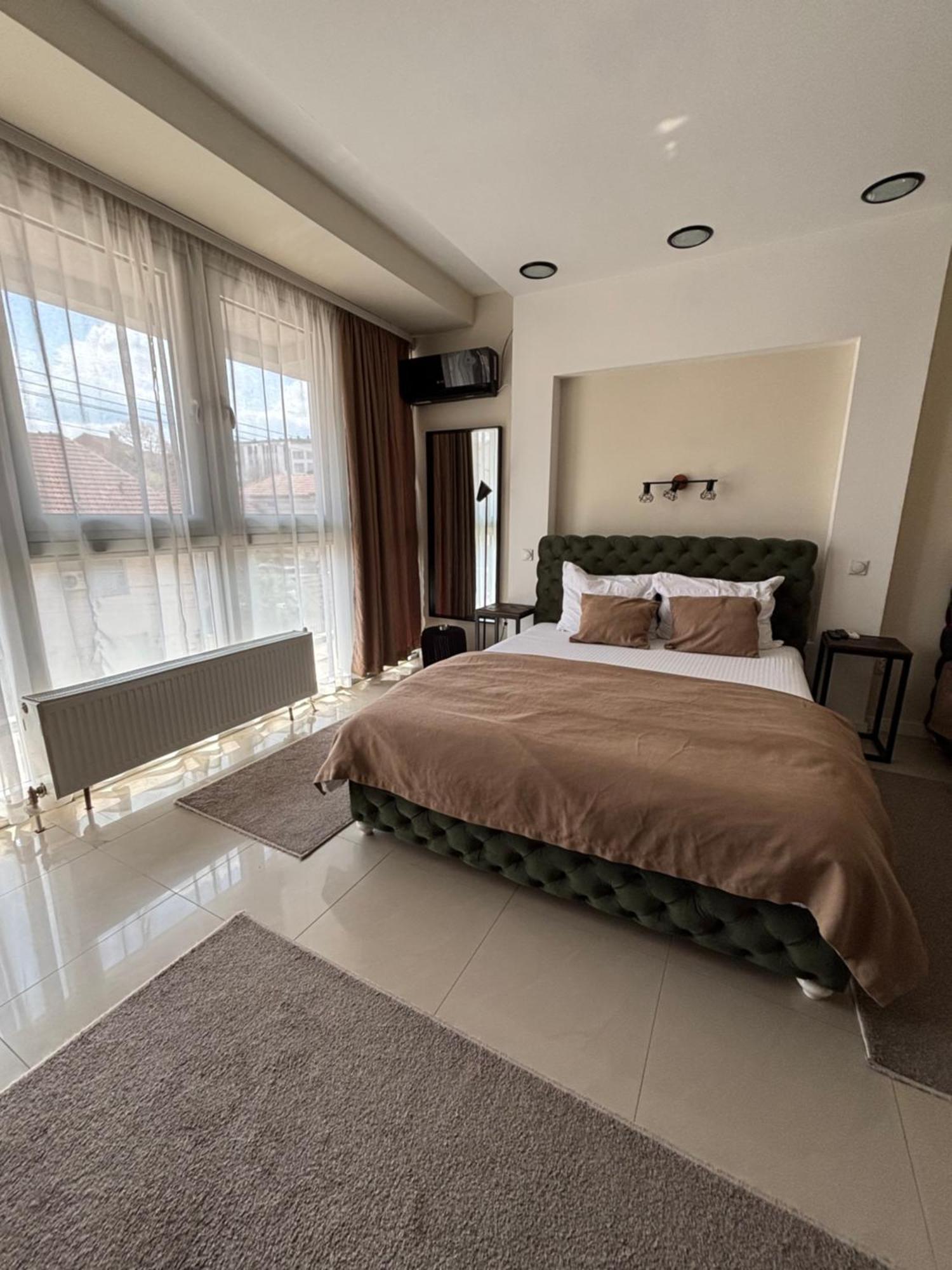 Sweet69Apartments Jp Nisz Zewnętrze zdjęcie